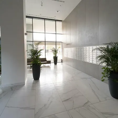 Lejlighedshotel New - Zone - Old Town - Angel River