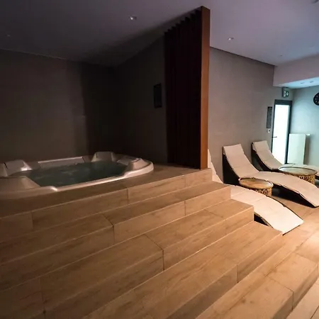 Lejlighedshotel New - Zone - Old Town - Angel River *